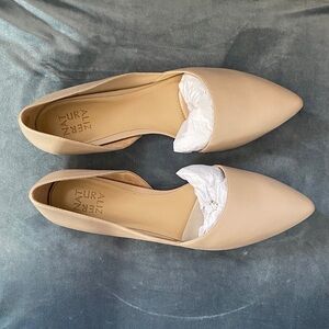 Naturalizer Women's Cream Loafers taupe new in box size 12